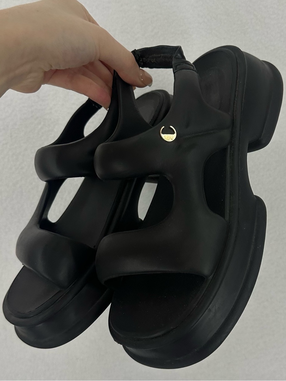 Black Chunky Platform Slingback Sandals Women’s Size 8-9 Foam Comfort Sandals